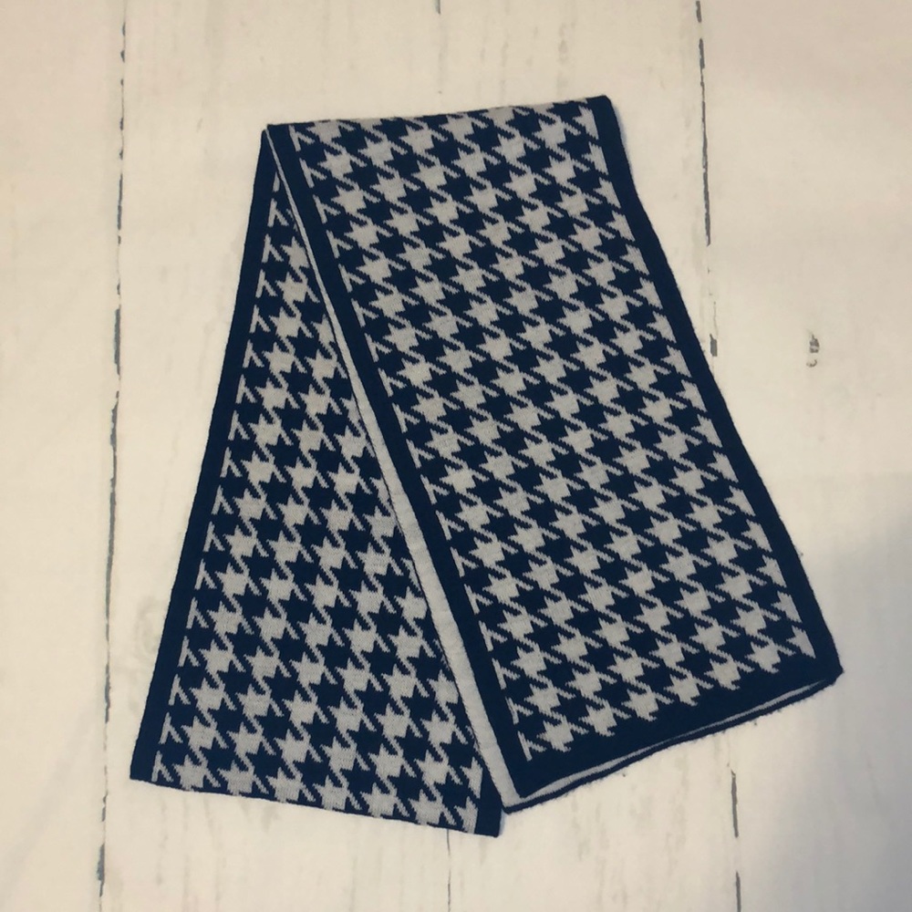Nordstrom / Houndstooth scarf